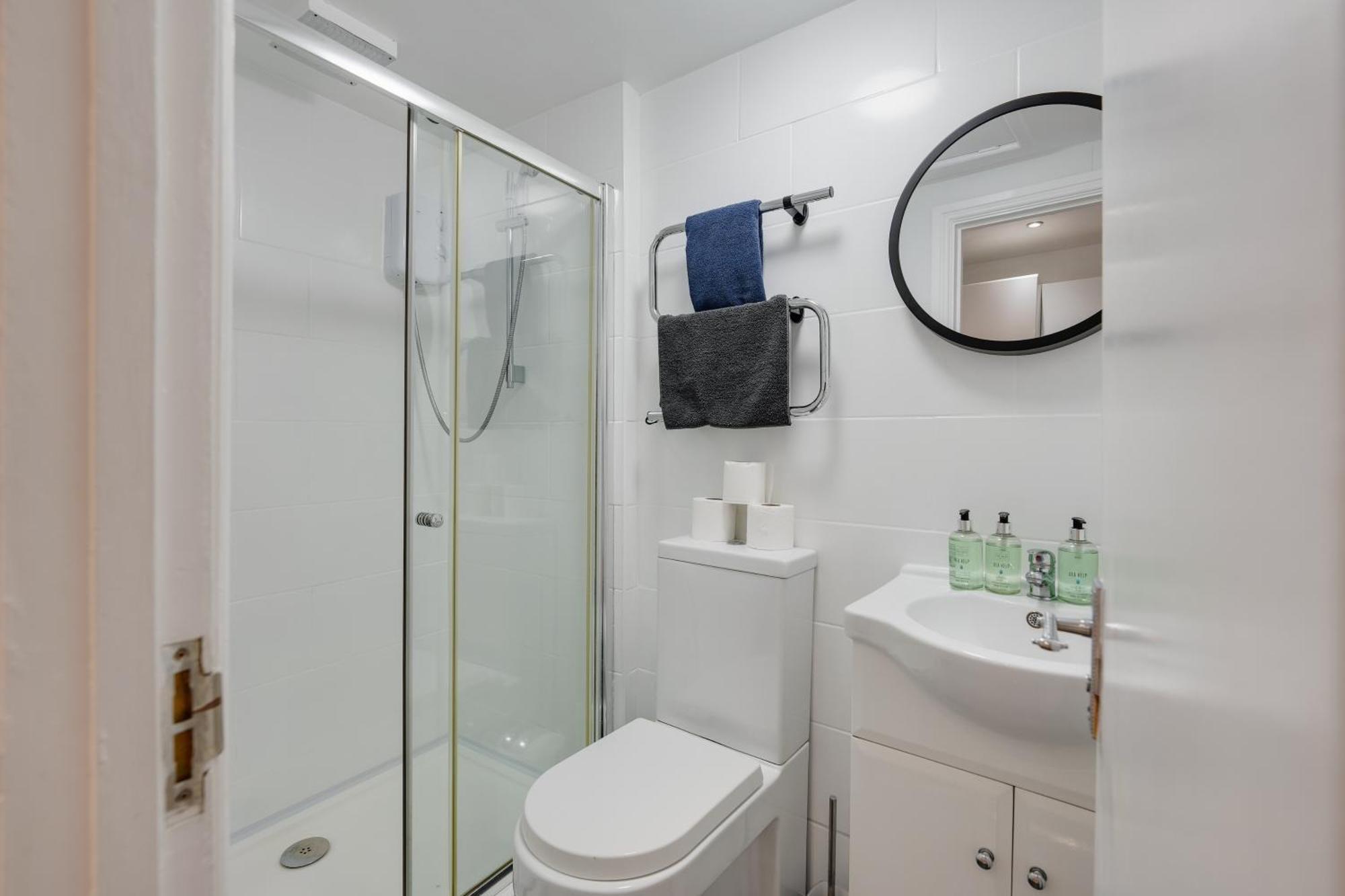 2 Bedroom Aprtmnt For Upto 6 Nr Centre, Uni &Parks Cardiff Kültér fotó