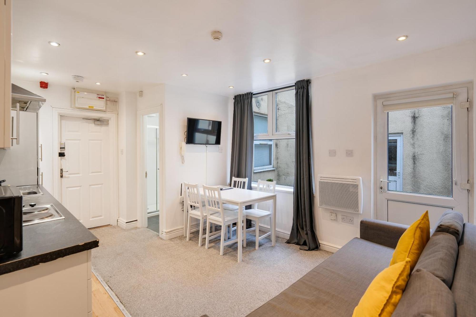 2 Bedroom Aprtmnt For Upto 6 Nr Centre, Uni &Parks Cardiff Kültér fotó